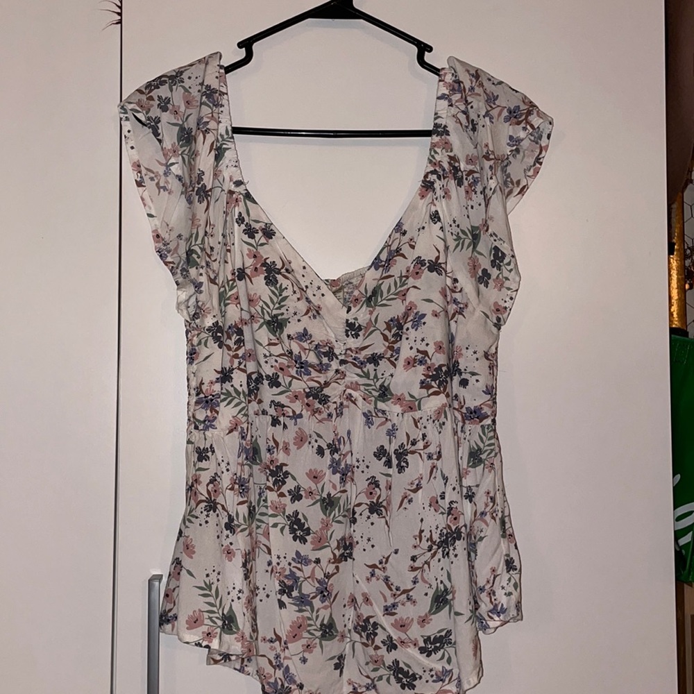 Off the shoulder v neck babydoll top